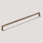 plank-hardware-cabinetry-becker-d-bar-handle-antique-brass-29867733221474