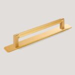 plank-hardware-handles-knobs-becker-grooved-d-bar-handle-solid-brass-28238931361890